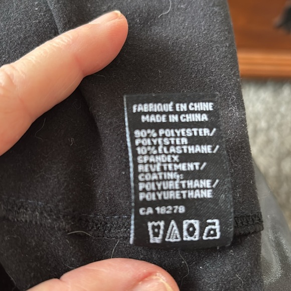 HUE, Black Faux Leather Leggings. Size XL - Picture 9 of 9